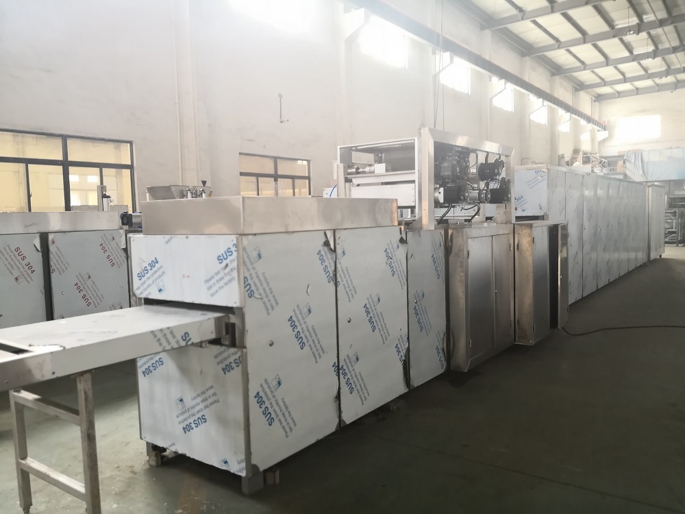 Najnowsze blogi firmy Przewodnik po wyborze linii do formowania czekolady – Od projektu produktu do kontroli temperatury